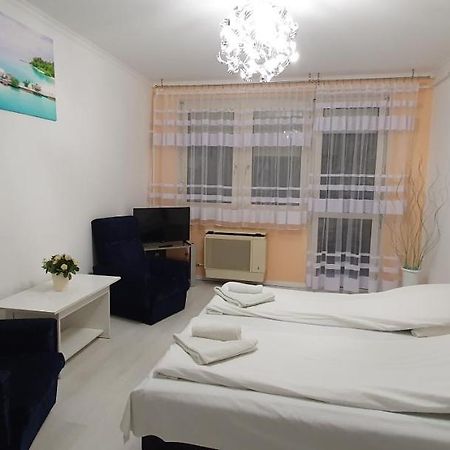 Anna Apartman Szeged Esterno foto